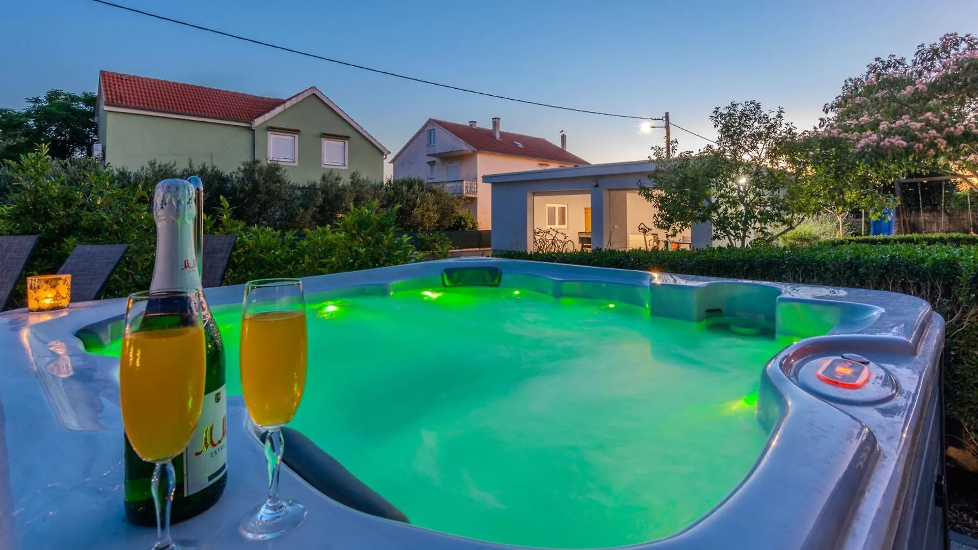 Holiday House Lavanda Gornji Zemunik 0*,  Kroatien
