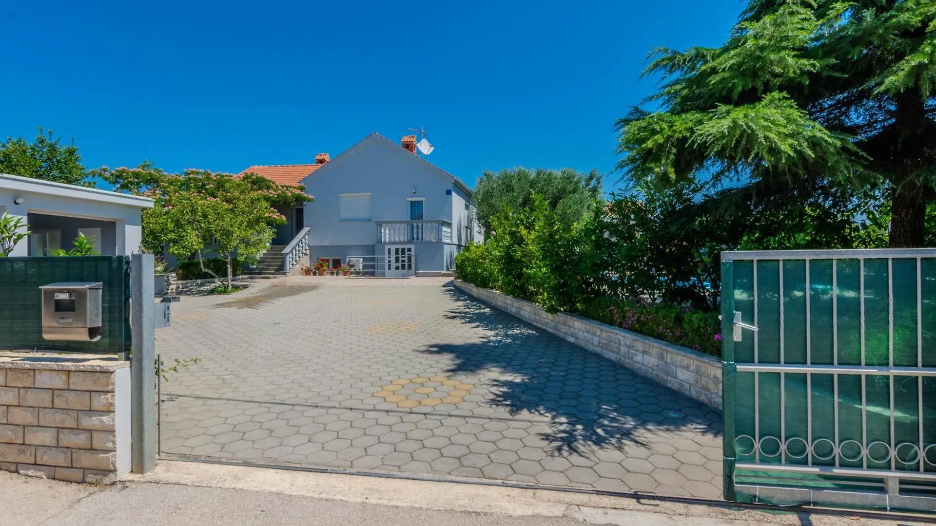 Feriehus Holiday House Lavanda Gornji Zemunik